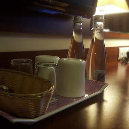 Hotel Feniks 波兹南 外观 照片
